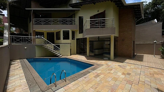 Condomínio Tarumã Casa em Condomínio